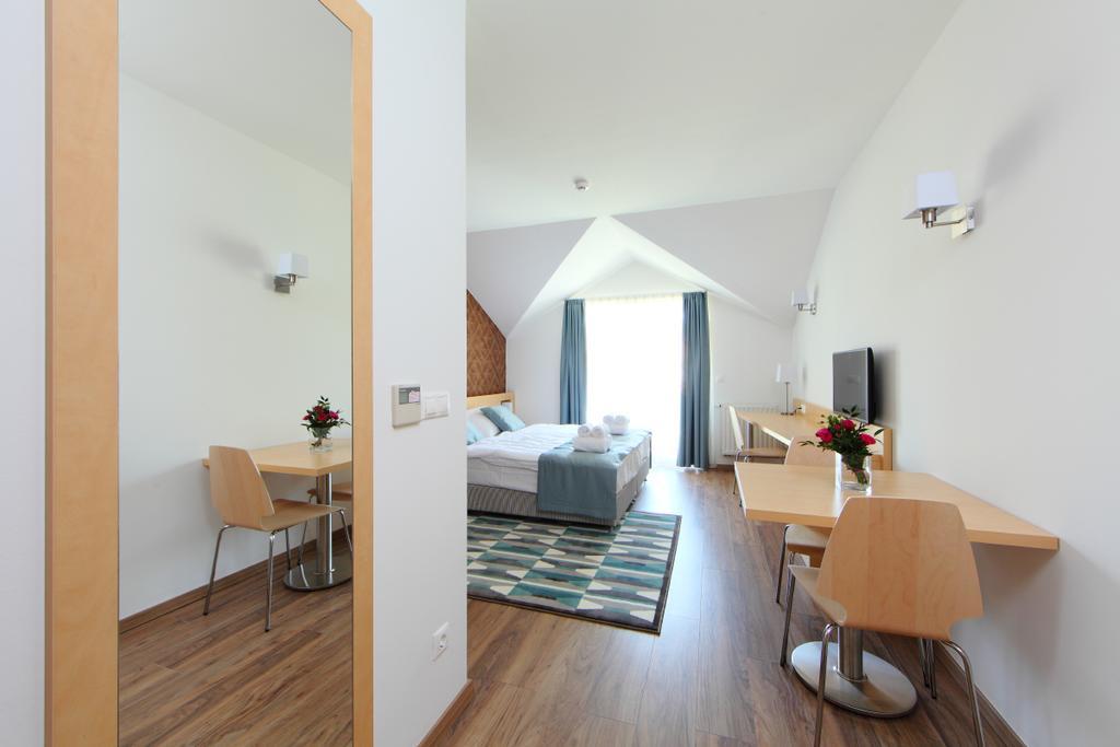 Holiday Exclusive Apartman Balatonfuered Balatonfüred Exterior foto